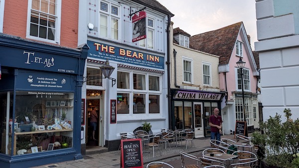 Exterior photo of the Bear Inn, Faversham