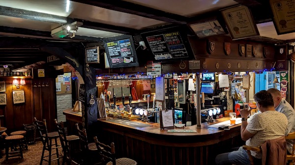 Interior photo of the Unicorn, Canterbury