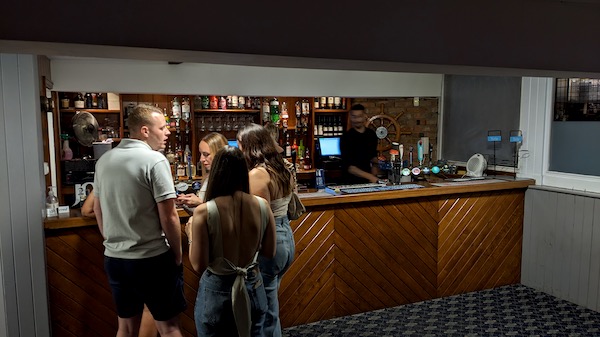 Interior photo of the Three Daws, Gravesend