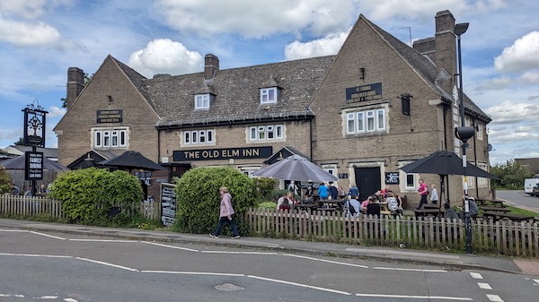 Exterior photo of the Old Elm Inn, Churchdown, Nr Gloucester