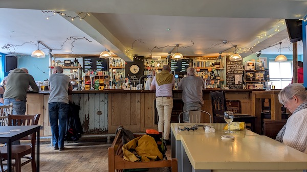 Interior photo of the Hop Inn, Swindon