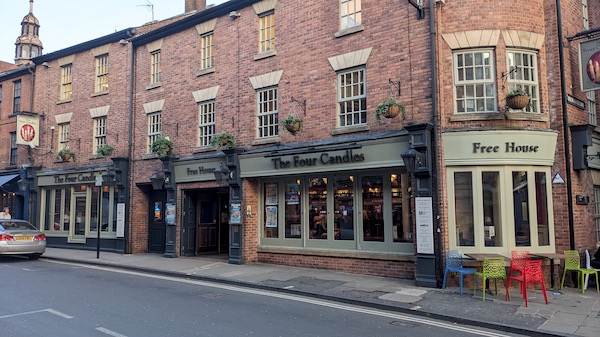 Exterior photo of the Four Candles, Oxford