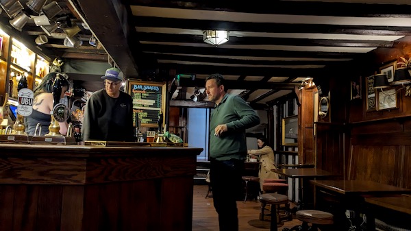 Interior photo of the White Horse, Oxford