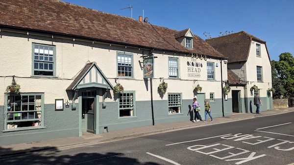 Exterior photo of the Nag's Head, Abingdon