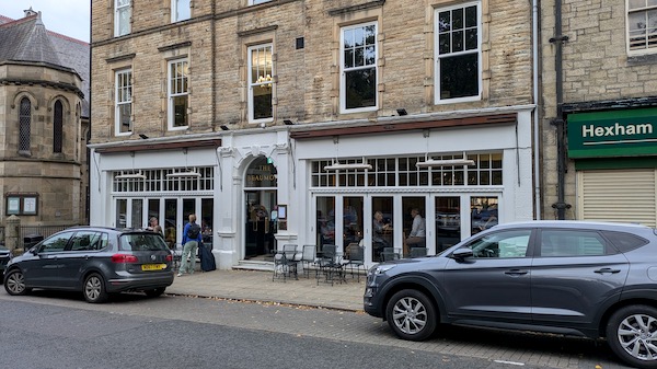Exterior photo of the Beaumont Hotel, Hexham