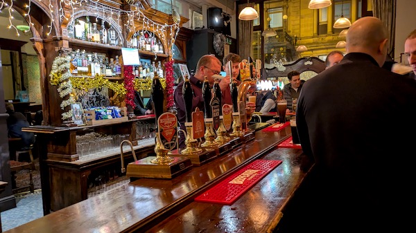 Interior photo of the Lion, Liverpool